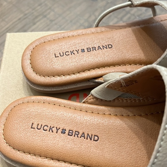 Lucky brand sandals - Picture 5 of 10